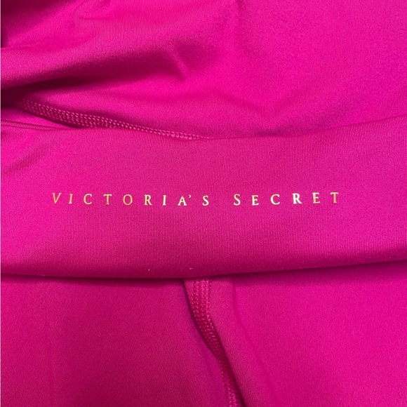 Victoria’s Secret High Waist Incredible Essential 7/8 Legging Sz 6 Pink/Fuchsia - Picture 7 of 7